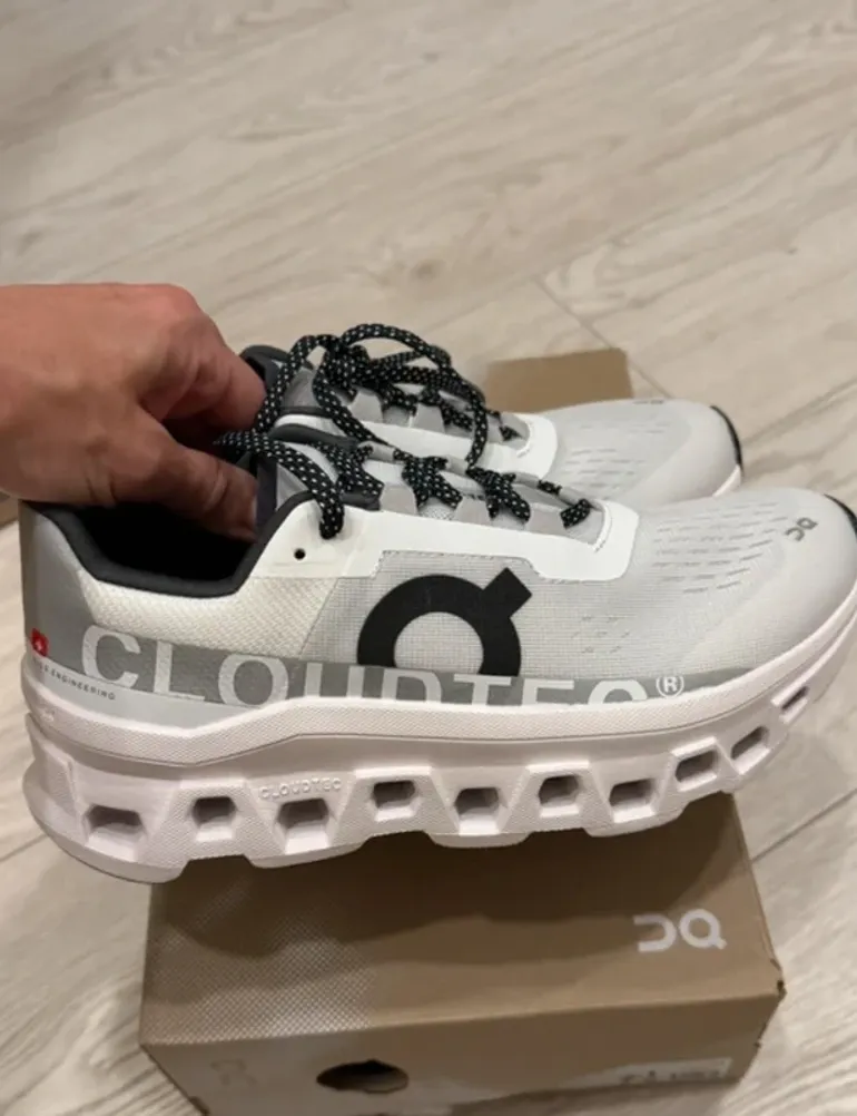 Gebrauchtes Ideal On Running Shoes bike — Bild 3 von 7