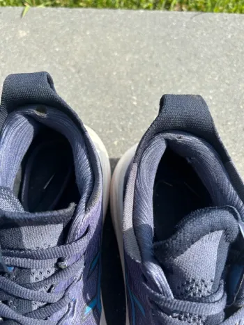 Used Asics Gel Nimbus 27 bike — image 7 of 7