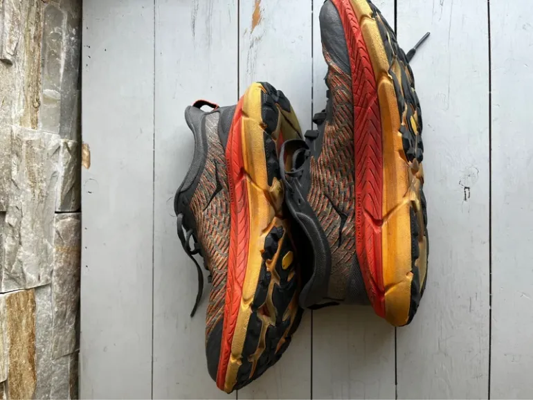 Hoka Mafate Speed 4 bike usato — immagine 4 di 4