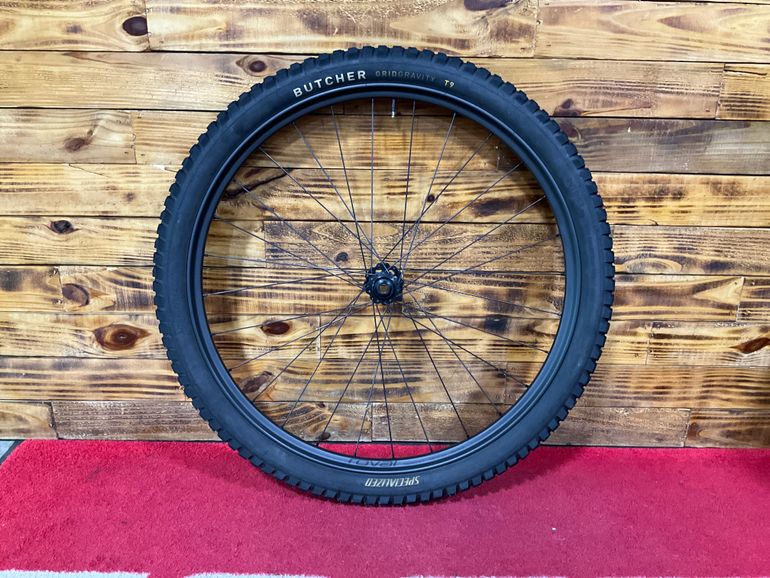 Used Roval Traverse SL II 2025 bike — image 10 of 11