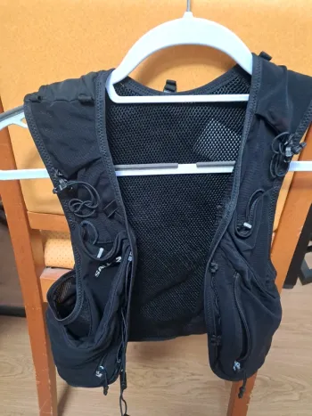 Used Salomon 12L Trail Running Vest bike