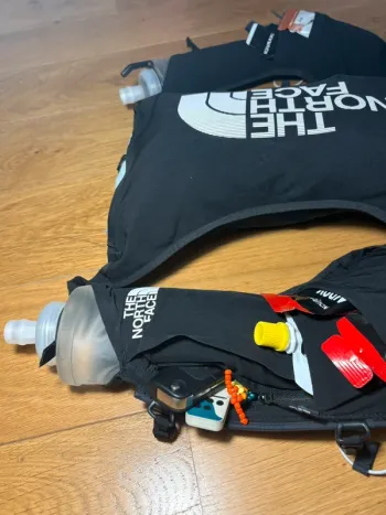 Gebrauchtes The North Face Trail Vest 8L bike — Bild 4 von 7