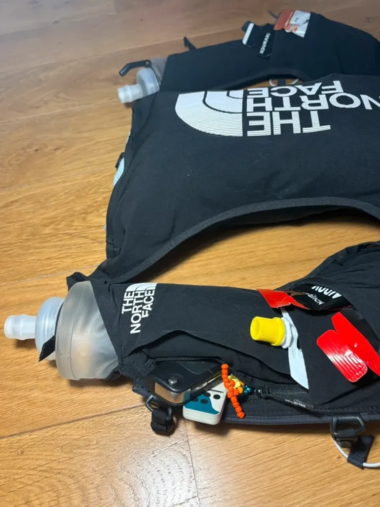 Gebrauchtes The North Face Trail Vest 8L bike — Bild 4 von 7