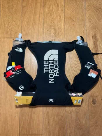 Gebrauchtes The North Face Trail Vest 8L bike — Bild 3 von 7
