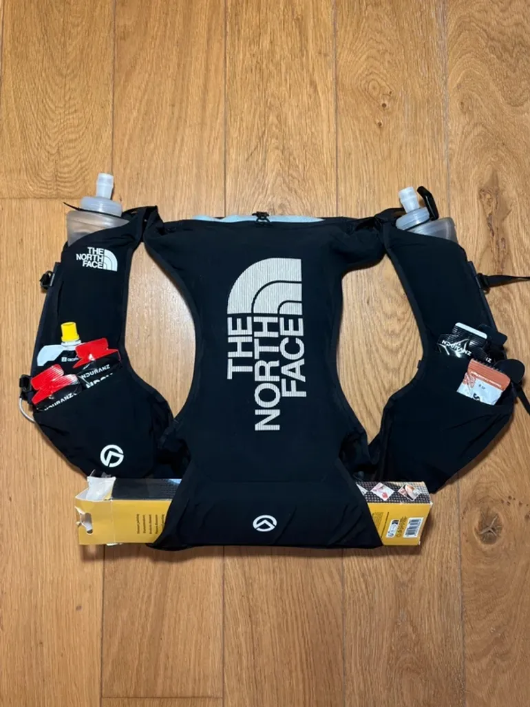 Gebrauchtes The North Face Trail Vest 8L bike — Bild 3 von 7