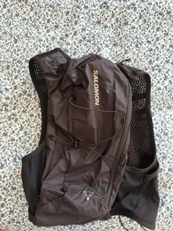 Tweedehands Salomon Active Skin 8 bike — afbeelding 2 van 4