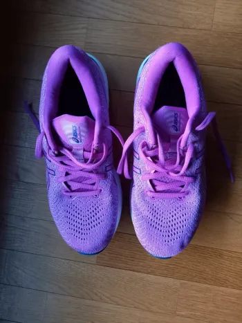 Used Asics Cumulus bike