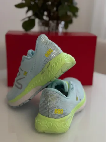 New Balance Fresh Foam X 880 bike d'occasion — image 9 sur 15