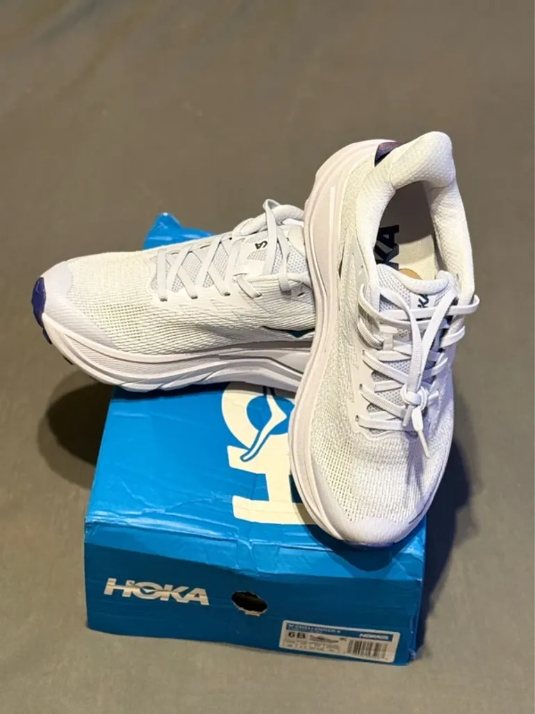 Hoka Challenger 8 bike usato — immagine 7 di 9