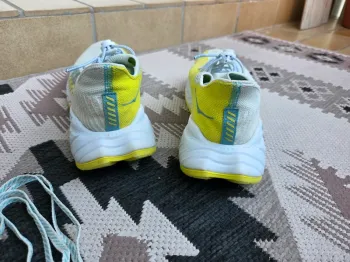 Used Hoka Carbon X3 bike — image 4 of 8