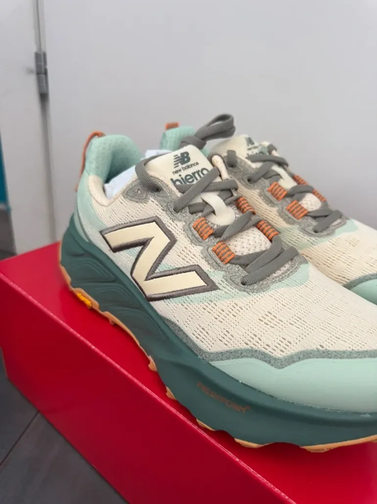 Gebrauchtes New Balance Hierro v9 bike — Bild 5 von 9