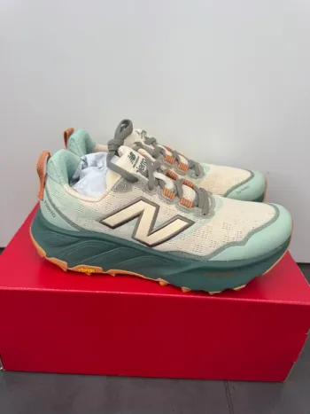 Gebrauchtes New Balance Hierro v9 bike — Bild 2 von 9