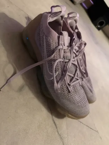 Gebrauchtes White Air Max Vapormax FK bike