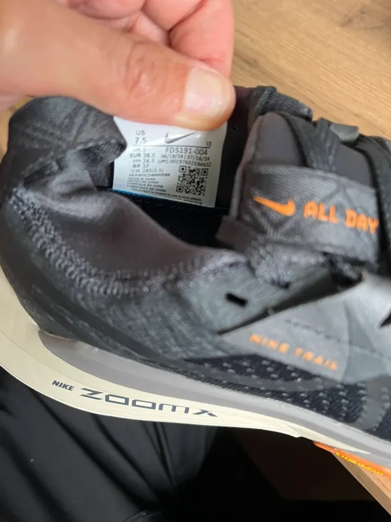 Brugt Nike ZoomX Zegama Trail 2 bike — billede 6 af 7