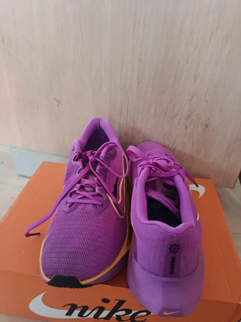 Nike Zoom Fly 5 bike usato — immagine 11 di 15