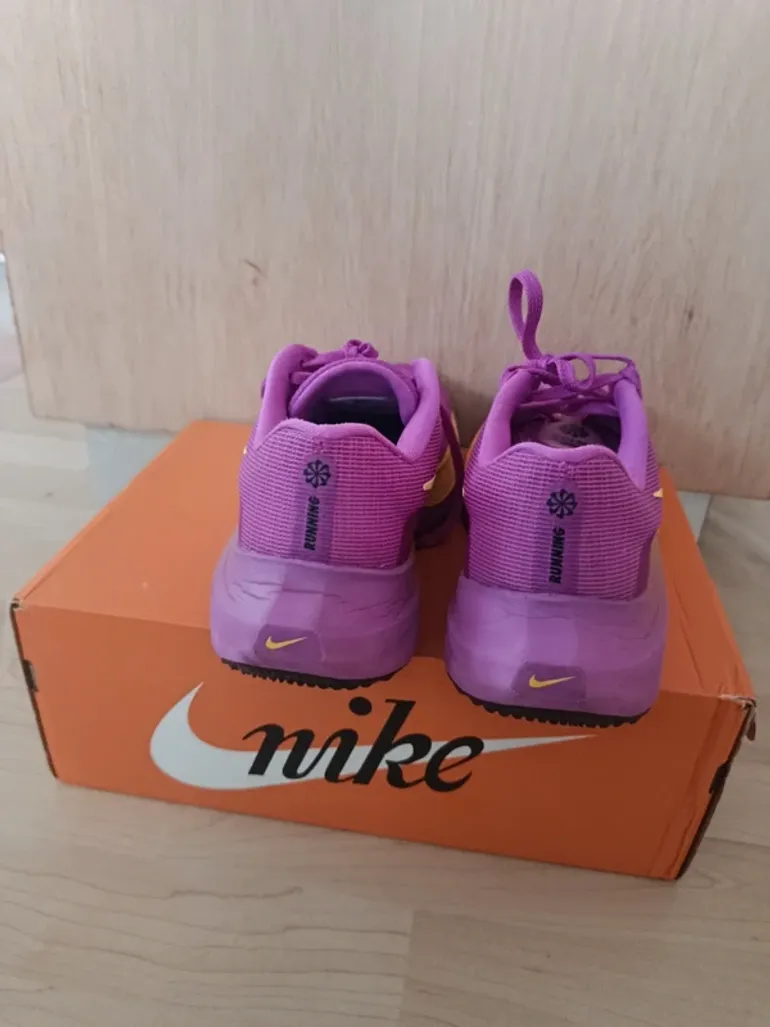 Nike Zoom Fly 5 bike usato — immagine 4 di 15