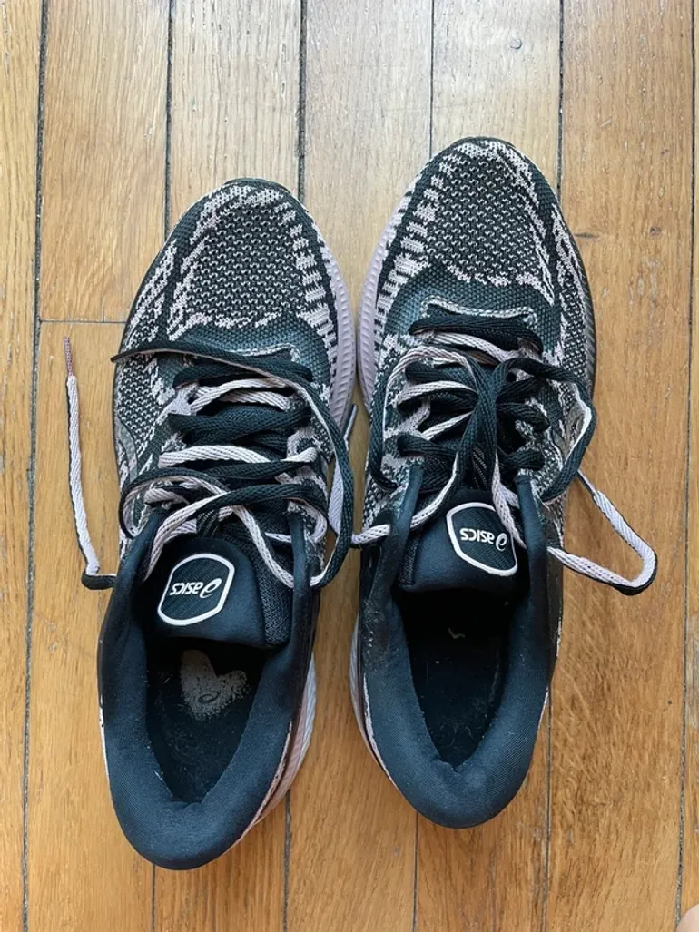Tweedehands Asics running shoes bike — afbeelding 2 van 5