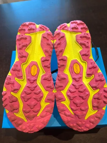 Hoka Speedgoat 6 bike usato — immagine 4 di 4