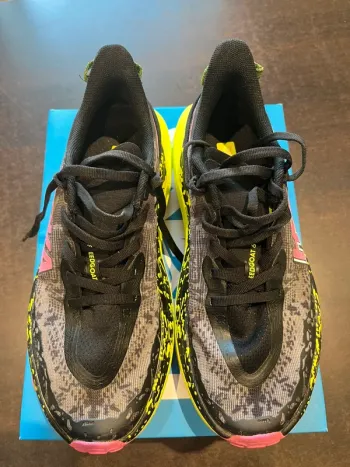 Hoka Speedgoat 6 bike usato — immagine 2 di 4