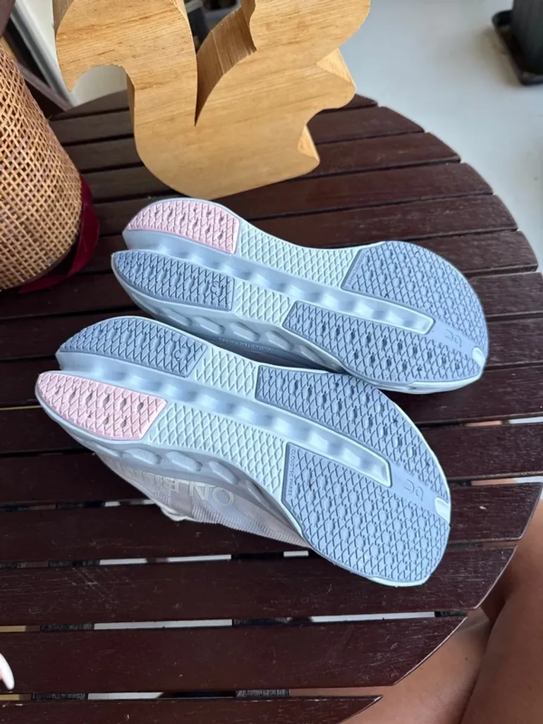 On Running Shoes bike usato — immagine 6 di 6