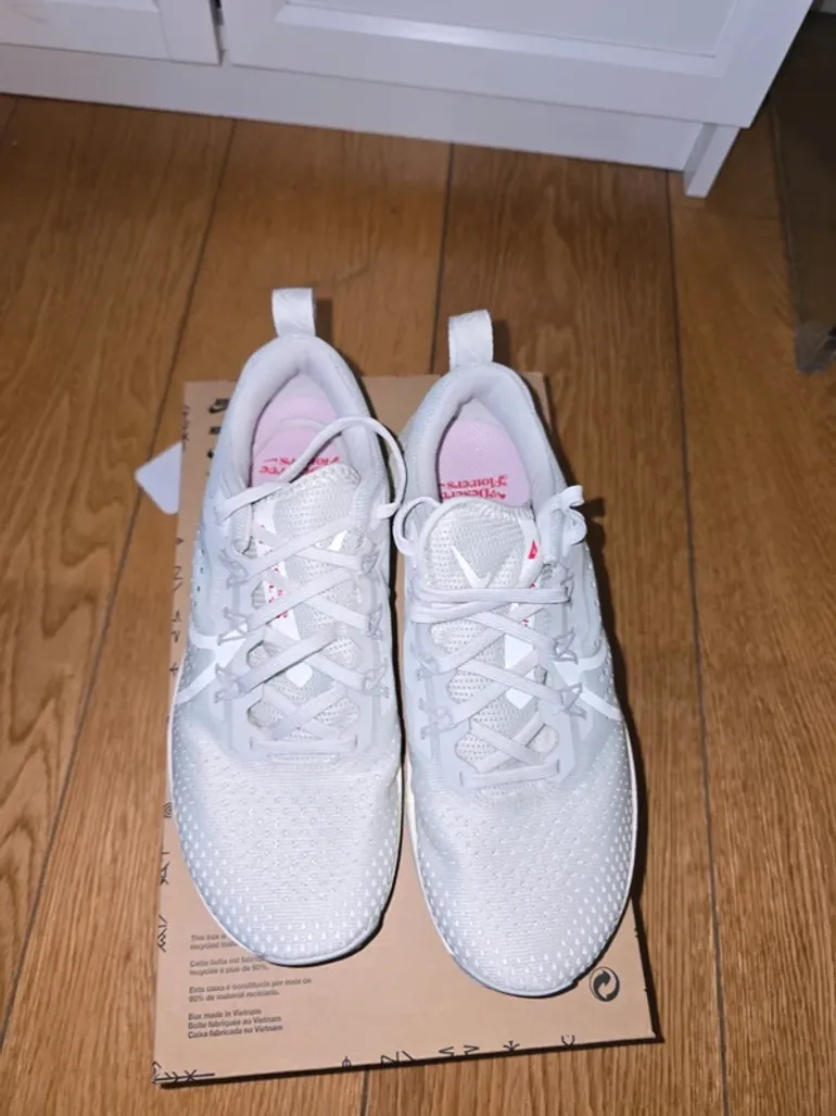 Used Pegasus Nike React Trail 4 bike — image 6 of 11
