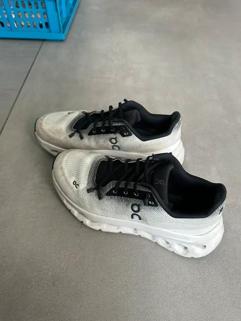 Gebrauchtes On Running Cloud bike — Bild 5 von 5