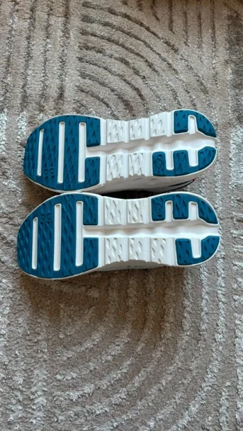 Gebrauchtes On Running Shoes Size 37 bike — Bild 2 von 6