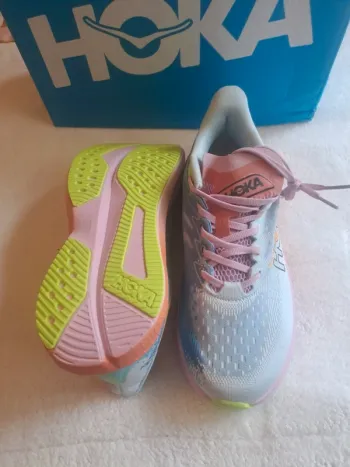Used Hoka Mach 6 bike — image 3 of 8
