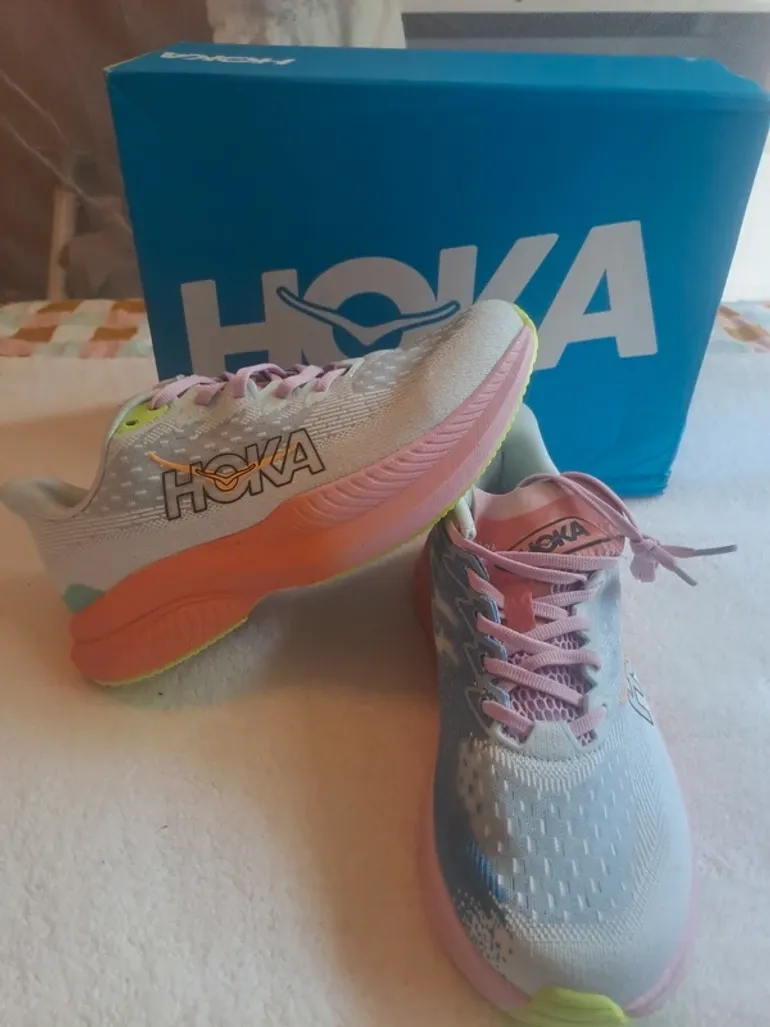 Used Hoka Mach 6 bike — image 2 of 8