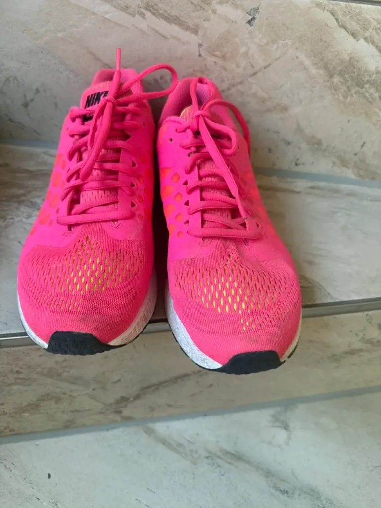Tweedehands Nike Laufschuhe bike — afbeelding 2 van 3