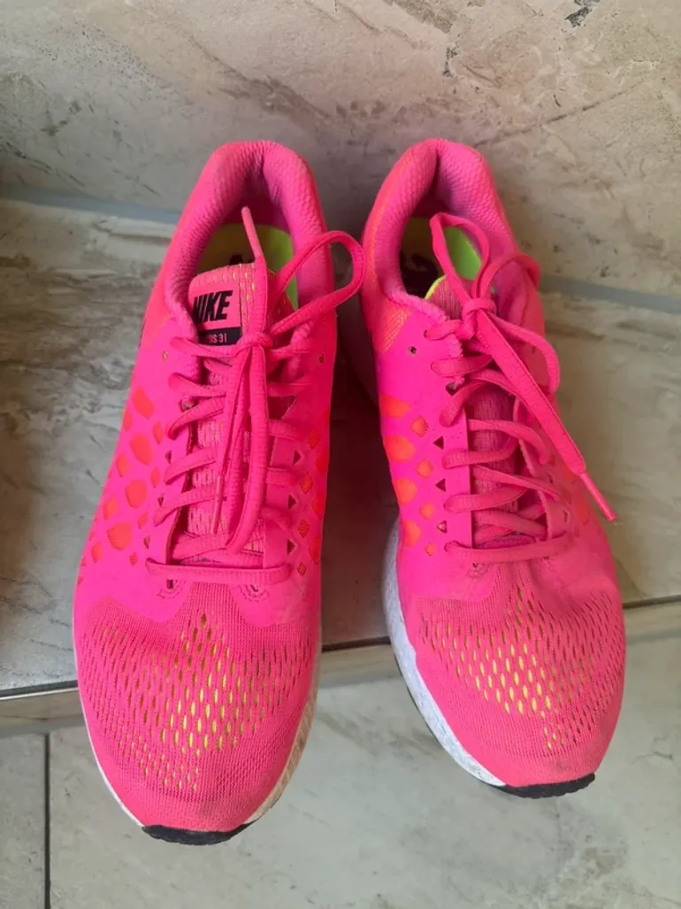Tweedehands Nike Laufschuhe bike — afbeelding 3 van 3