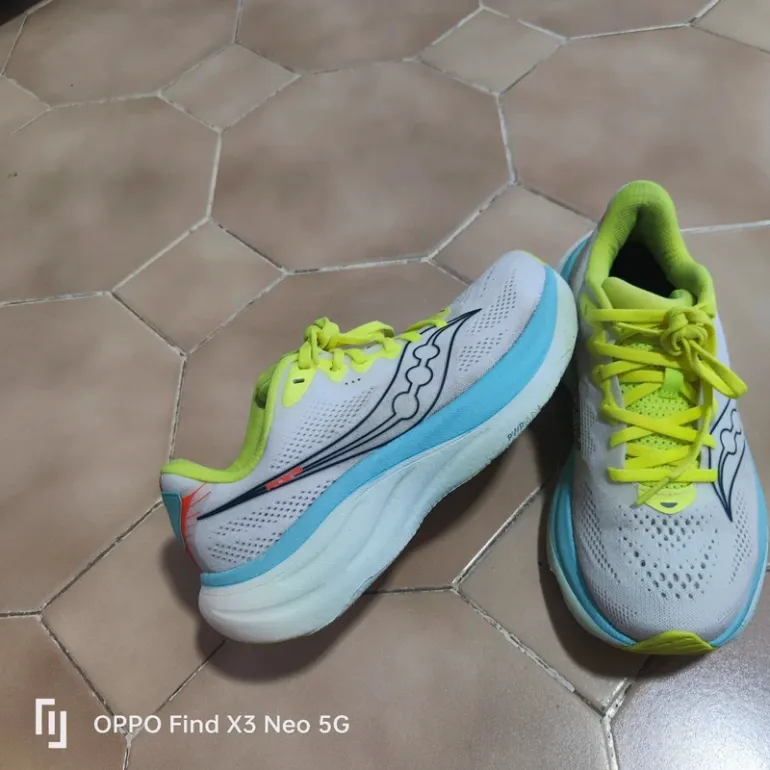 Saucony Ride 19 bike usato — immagine 3 di 4