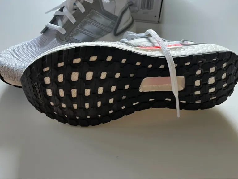 Used Adidas Ultra Boost 20 bike — image 4 of 7