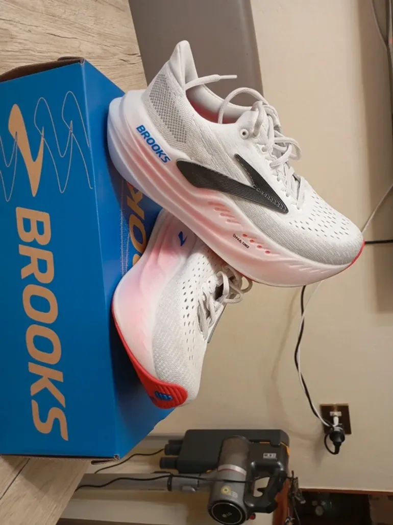 Used Brooks Glycerin Max bike — image 3 of 10