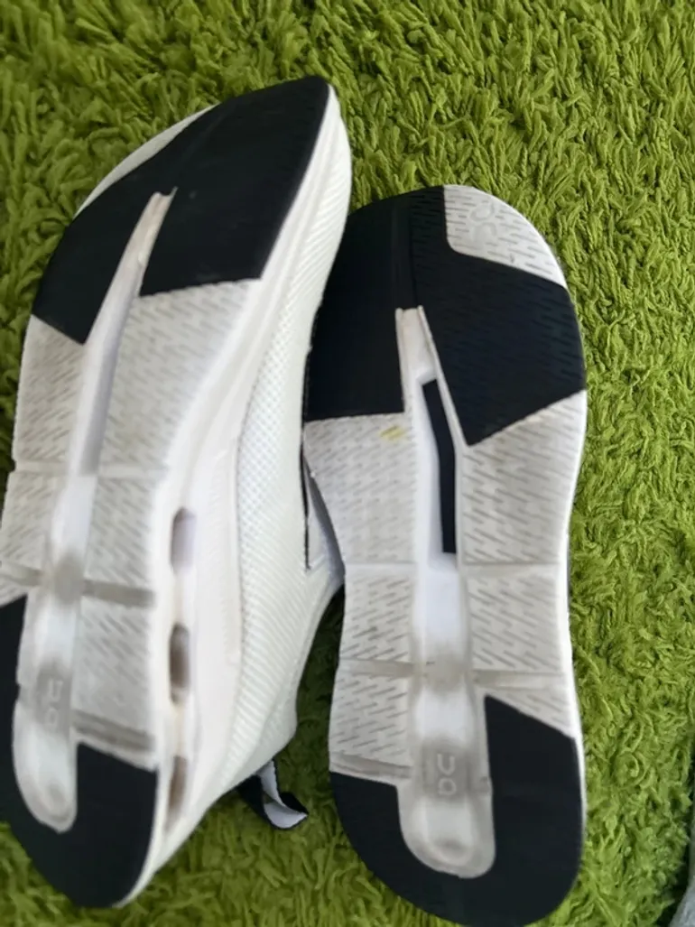 Gebrauchtes On Running On Shoes bike — Bild 3 von 6