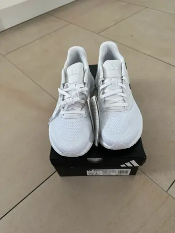 Used Adidas RUNFALCON 5 W bike