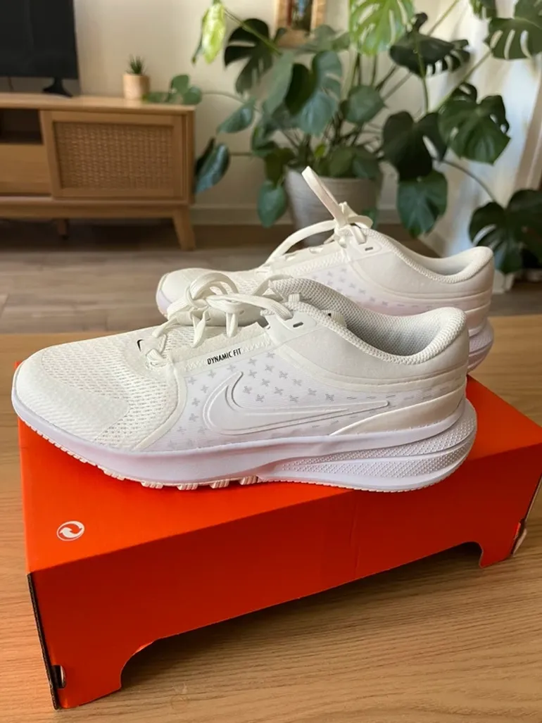 Used Nike Star Runner 5 bike — image 3 of 9
