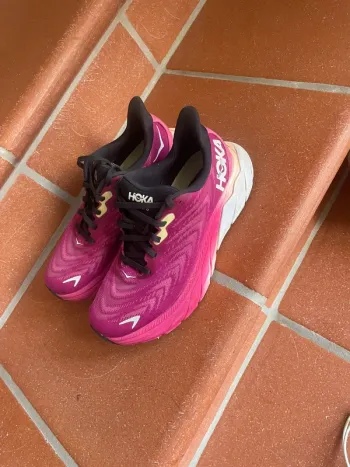 Gebrauchtes Hoka Arahi 6 bike