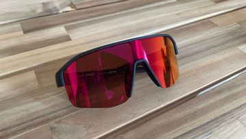 Brugt Red Bull Sunglasses 2026 bike — billede 1 af 7