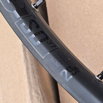 Brugt Sunringle Duroc SD37 Expert 29 Wheel 2026 bike — billede 5 af 7