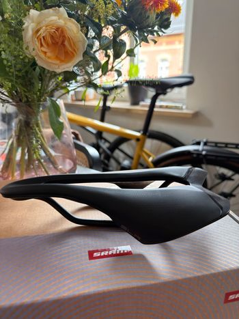 Selle Italia SLR Superflow S3 Advan 2026 bike d'occasion