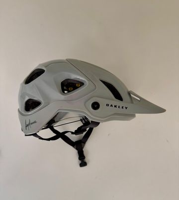 Použité Oakley DRT5 Greg Minnar Helmet Cycling Accessories
