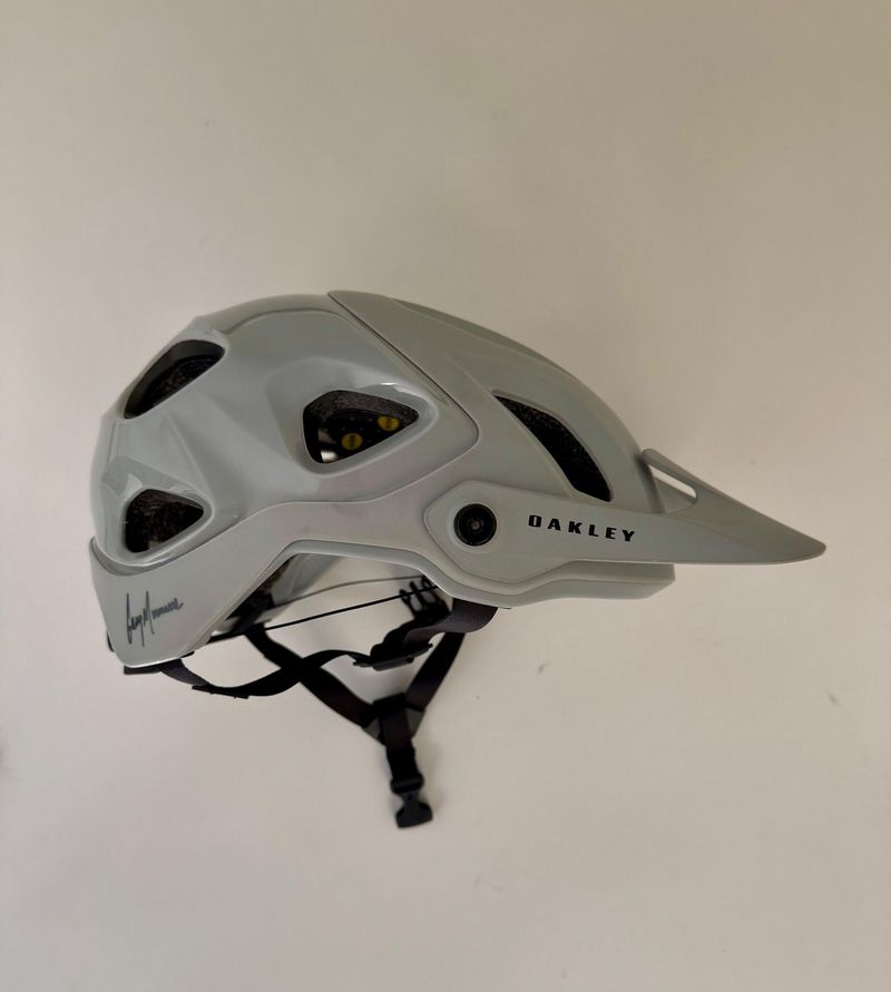 Oakley DRT5 Greg Minnar Helmet bike usato — immagine 1 di 6