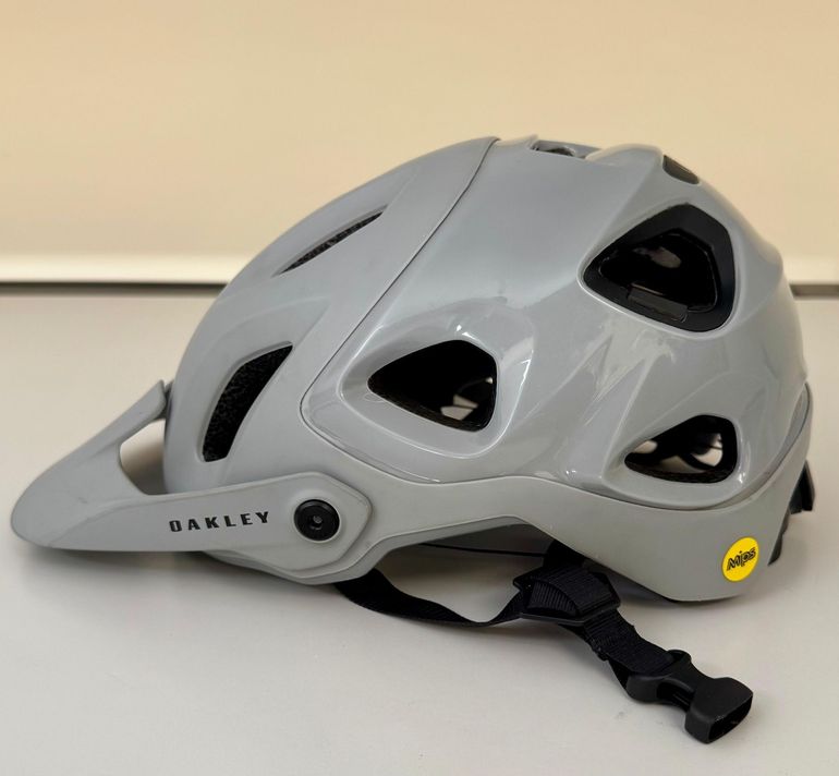 Oakley DRT5 Greg Minnar Helmet bike usato — immagine 4 di 6