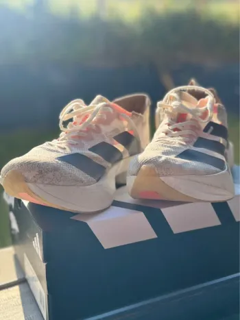 Adidas Adizero Adios Pro 4 bike d'occasion — image 2 sur 4