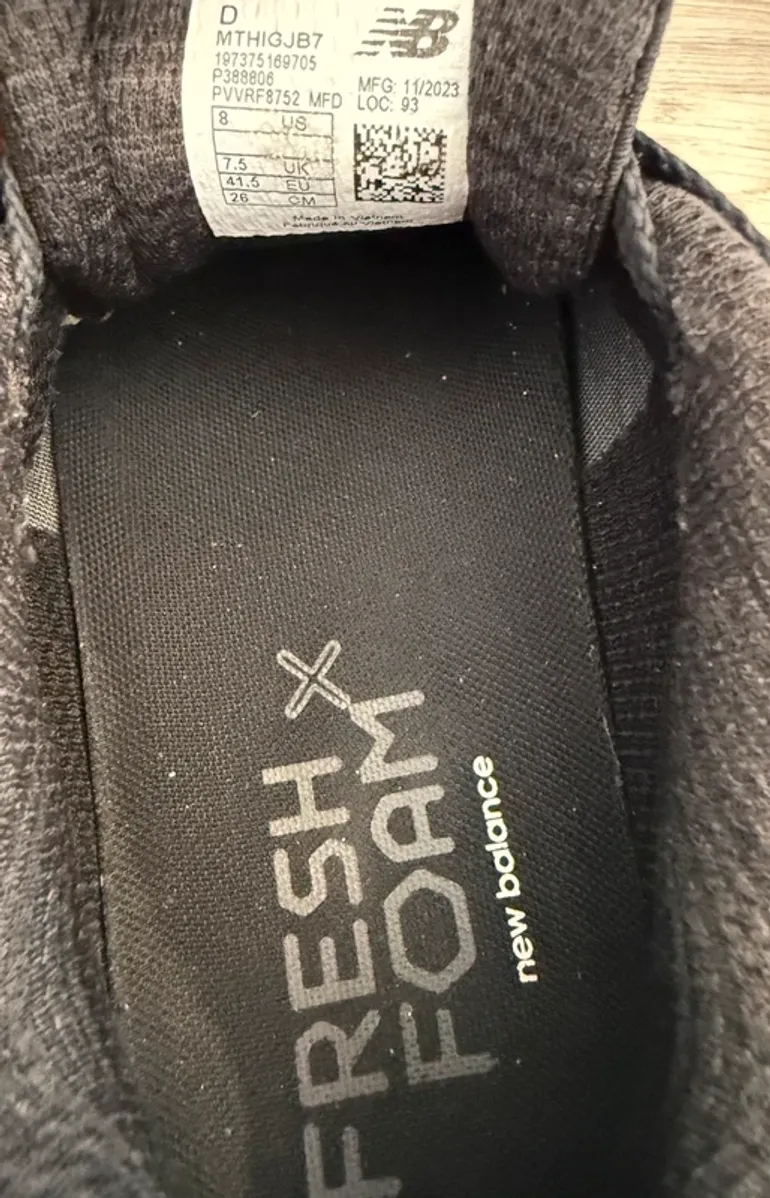 Used New Balance Hierro v7 bike — image 7 of 7