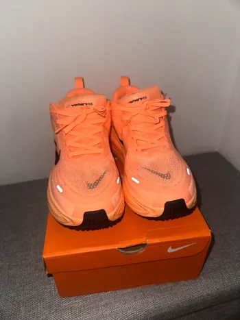 Brugt Nike Vomero 18 bike — billede 2 af 5