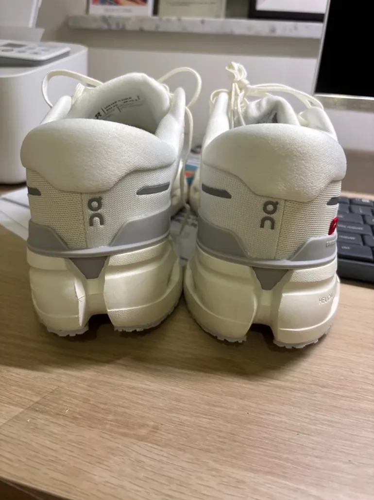 On Running Cloudrunner bike d'occasion — image 4 sur 6