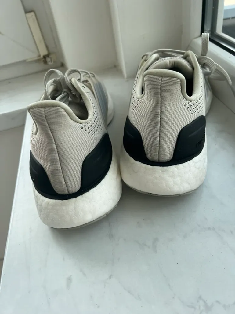 Brugt Adidas Pureboost 23 bike — billede 4 af 5