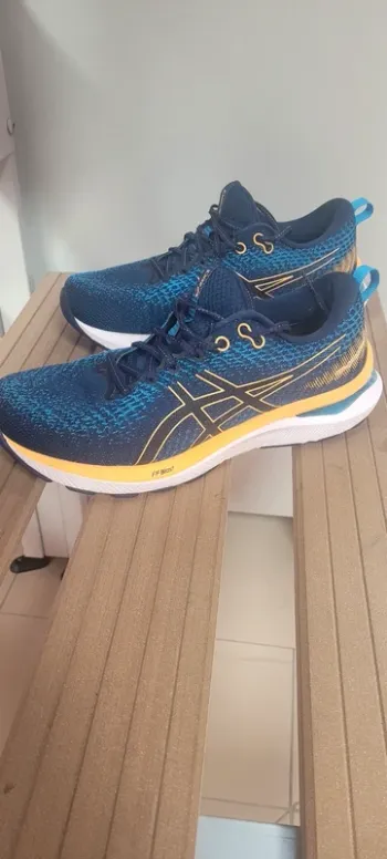 Brugt Asics Gel Glorify 6 bike